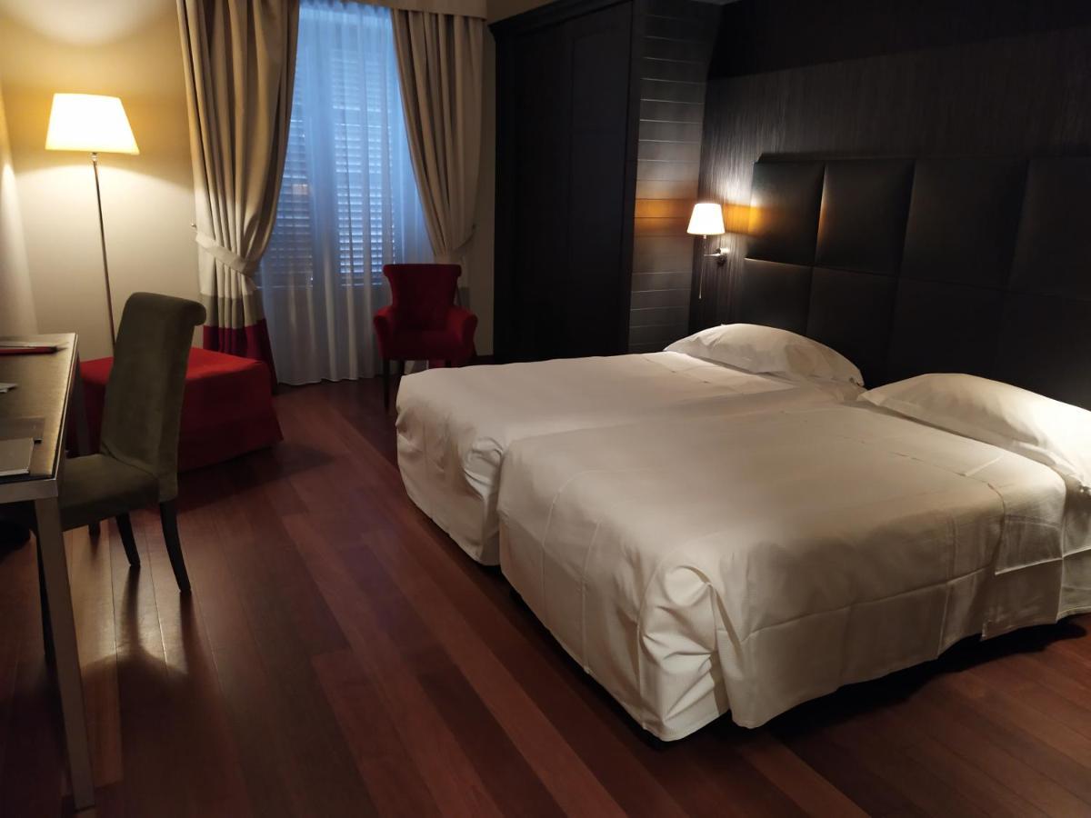 Hotel Porta Felice & Spa Palermo Exterior photo